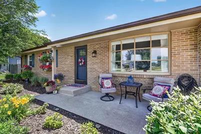 2204 E Huebbe Parkway, Beloit, WI 53511 - Photo 5