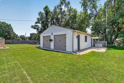 2204 E Huebbe Parkway, Beloit, WI 53511 - Photo 47