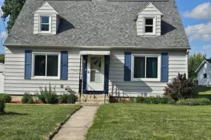 410 W Main St, Marshall, WI 53559 - Photo 3