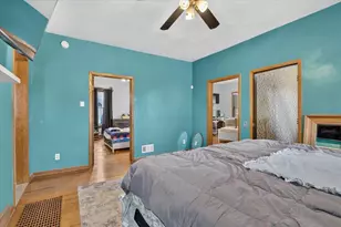 422 S Washington St, Janesville, WI 53548 - Photo 9