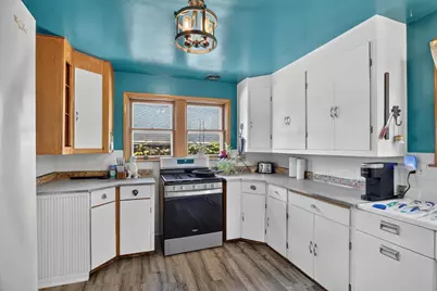 422 S Washington Street, Janesville, WI 53548 - Photo 17