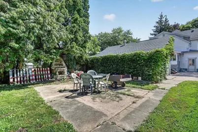 422 S Washington Street, Janesville, WI 53548 - Photo 41