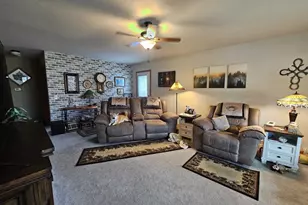 216 N Vincennes St, Adams, WI 53910 - Photo 9
