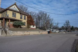 243 W State St, Mauston, WI 53948 - Photo 33