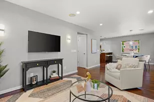 223 N Baldwin St, Madison, WI 53703 - Photo 13