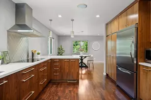 223 N Baldwin St, Madison, WI 53703 - Photo 3