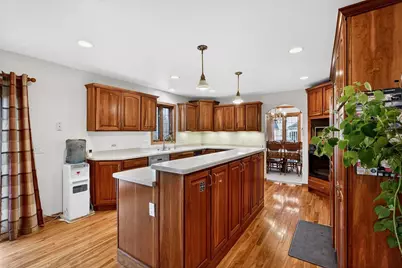 1001 Pebblebrook Courtyard, Waunakee, WI 53597 - Photo 11