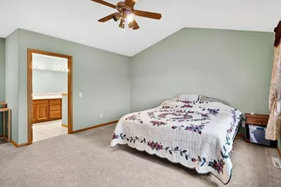 1001 Pebblebrook Courtyard, Waunakee, WI 53597 - Photo 27