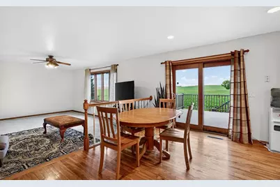 1001 Pebblebrook Courtyard, Waunakee, WI 53597 - Photo 13