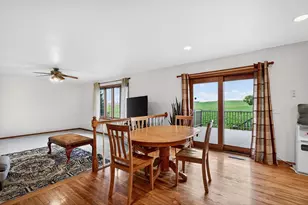 1001 Pebblebrook Courtyard, Waunakee, WI 53597 - Photo 13
