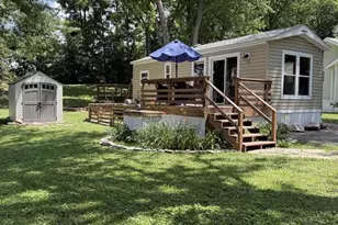 124 Meadow Ln, Edgerton, WI 53534 - Photo 3