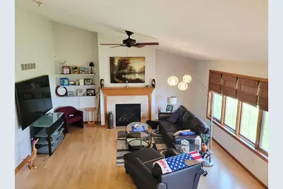 715 Cypress Court, Sun Prairie, WI 53590 - Photo 3