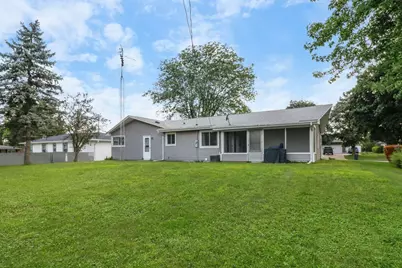 944 Hillside Drive, Jefferson, WI 53549 - Photo 27