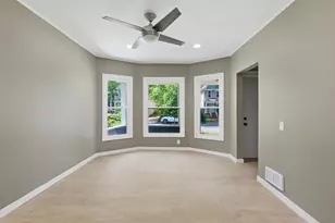 1151 Jenifer St, Madison, WI 53703 - Photo 13