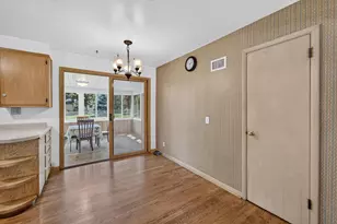 5509 Raymond Rd, Madison, WI 53711 - Photo 7