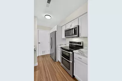 1011 S 2nd Street #3, Delavan, WI 53115 - Photo 17
