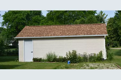 1809 Minnesota Avenue, North Fond du Lac, WI 54937 - Photo 5