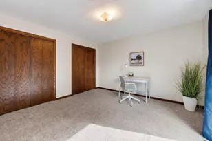 867 Henry St, Waunakee, WI 53597 - Photo 15