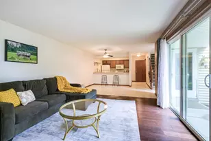 867 Henry St, Waunakee, WI 53597 - Photo 13