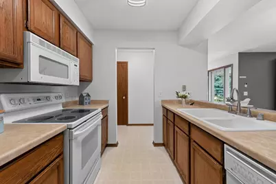 867 Henry Street, Waunakee, WI 53597 - Photo 11