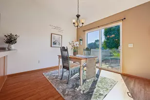 1109 Hickory Ln, Watertown, WI 53094 - Photo 9