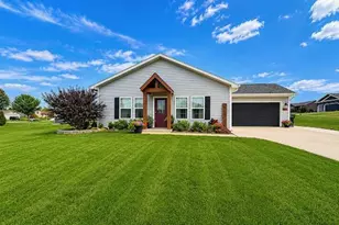 3921 Kipling Dr, Janesville, WI 53548 - Photo 3