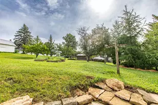 215 5th St, Mineral Point, WI 53565 - Photo 5