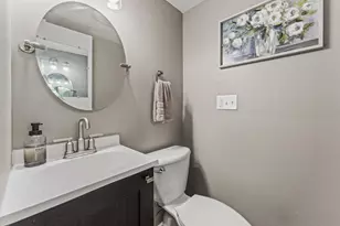 631 10th St, Baraboo, WI 53913 - Photo 17