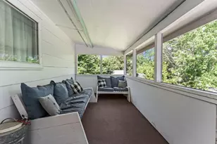 631 10th St, Baraboo, WI 53913 - Photo 15