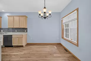 3867 Maple Grove Dr, Madison, WI 53719 - Photo 11