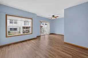 3867 Maple Grove Dr, Madison, WI 53719 - Photo 9