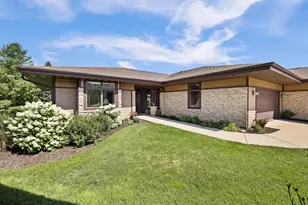 13 Tailwind Ct, Verona, WI 53593 - Photo 3
