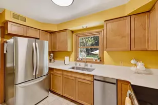 913 Mohican Pass, Madison, WI 53711 - Photo 13