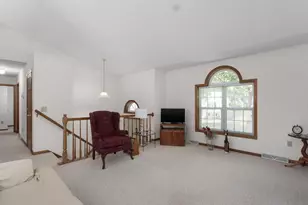 6901 Fieldwood Rd, Madison, WI 53718 - Photo 5