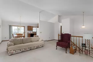 6901 Fieldwood Rd, Madison, WI 53718 - Photo 7