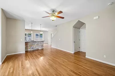 525 W Conant Street, Portage, WI 53901 - Photo 5