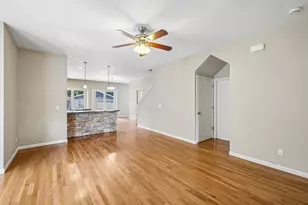525 W Conant St, Portage, WI 53901 - Photo 5