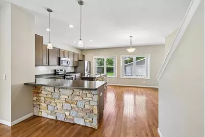 525 W Conant Street, Portage, WI 53901 - Photo 9
