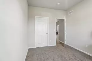801 Margarets Wy, Belleville, WI 53508 - Photo 17
