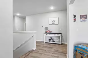 801 Margarets Wy, Belleville, WI 53508 - Photo 5