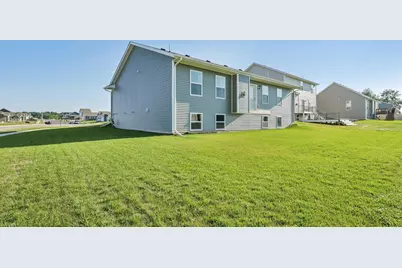 801 Margarets Way, Belleville, WI 53508 - Photo 21