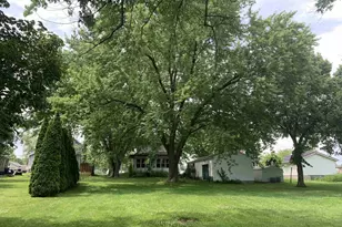 641 S Center St, Beaver Dam, WI 53916 - Photo 11