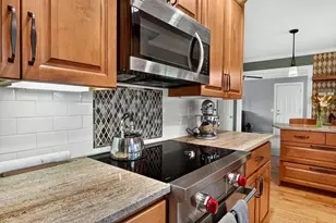 5646 Pennwall St, Fitchburg, WI 53711 - Photo 15