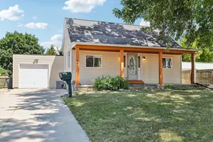 147 W Garland St, Jefferson, WI 53549 - Photo 1