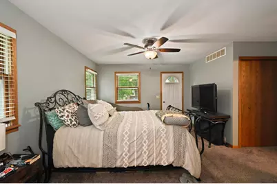 122 N 2nd Street, Mount Horeb, WI 53572 - Photo 13