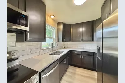 405 E Madison Street, Cambridge, WI 53523 - Photo 11
