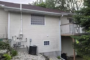 107 Lazy Lake Dr, Fall River, WI 53932 - Photo 9