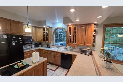 107 Lazy Lake Drive, Fall River, WI 53932 - Photo 11