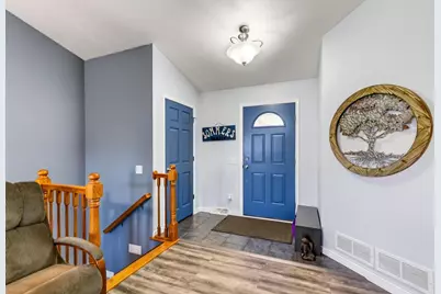 332 Sandridge Trail, Sun Prairie, WI 53590 - Photo 5