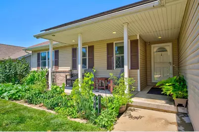 332 Sandridge Trail, Sun Prairie, WI 53590 - Photo 3